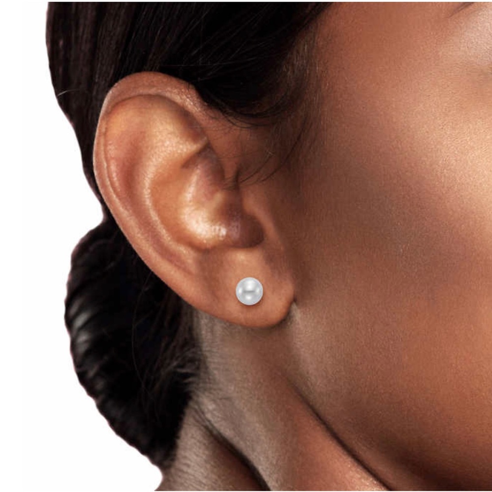 Freshwater Cultured 7-7.5mm Pearl 14kt White Gold Stud Earrings